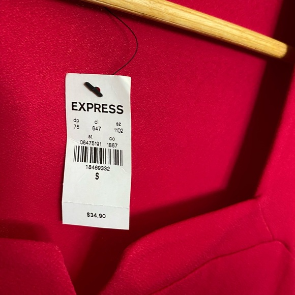 Express Top - Picture 3 of 3